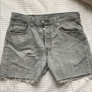 Levi’s 501 cut off shorts, distressed size 32